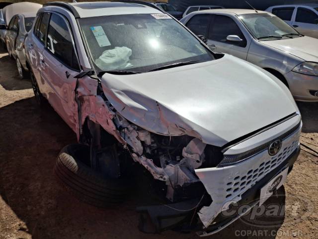 2026 TOYOTA COROLLA CROSS 