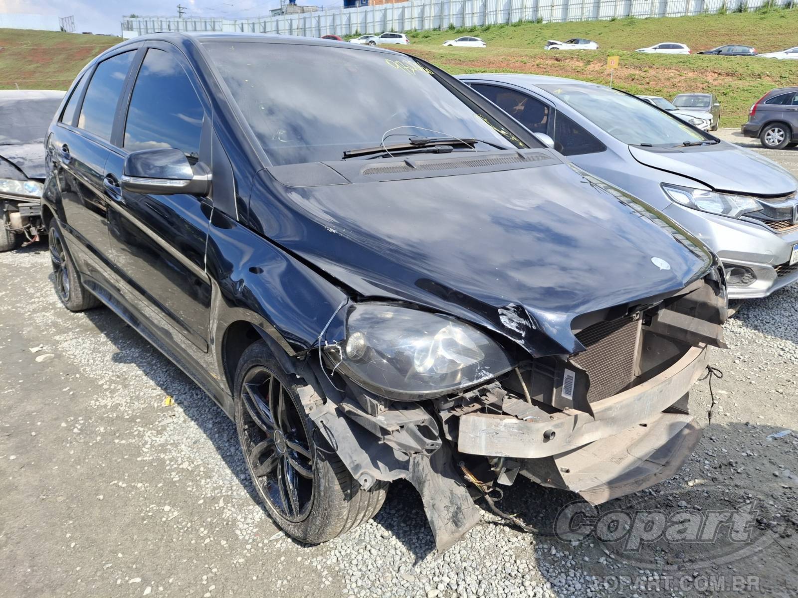 Veículo Mercedes-Benz Classe B Mercedes Benz Classe B 180 1.7 2011 Pequena Monta 2011 em leilão