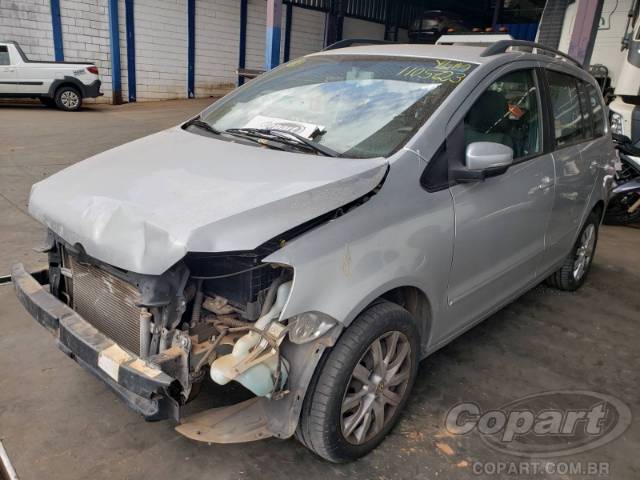 2011 VOLKSWAGEN SPACEFOX 
