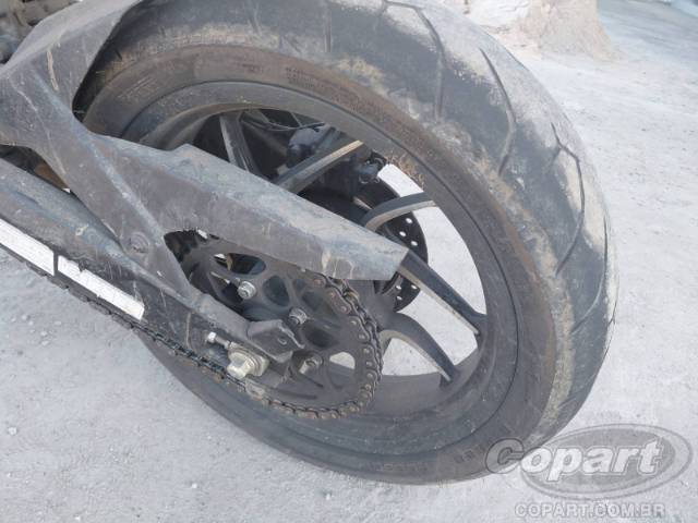 2025 BAJAJ DOMINAR 