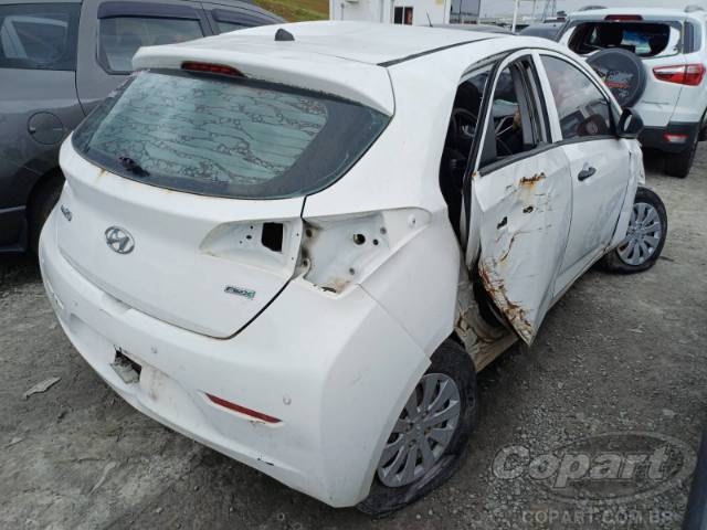 2014 HYUNDAI HB20 