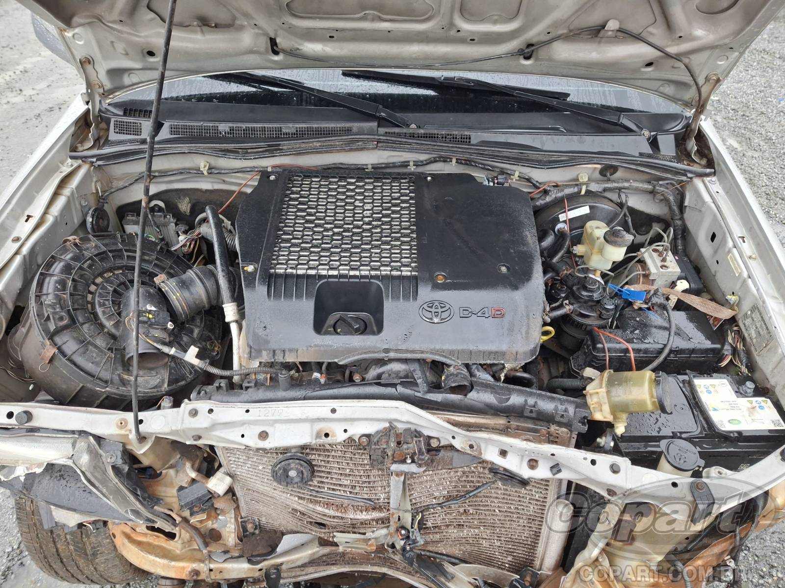Foto 7 de 13: 2013 TOYOTA HILUX CD