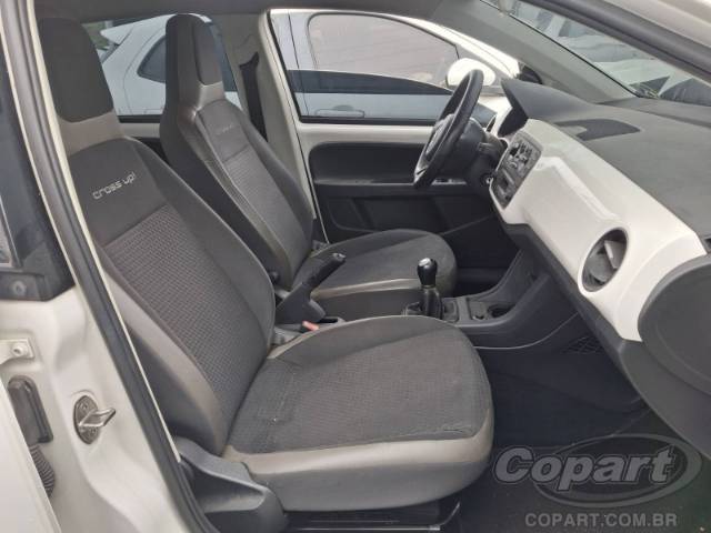 2016 VOLKSWAGEN UP 