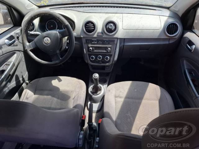 2010 VOLKSWAGEN VOYAGE 