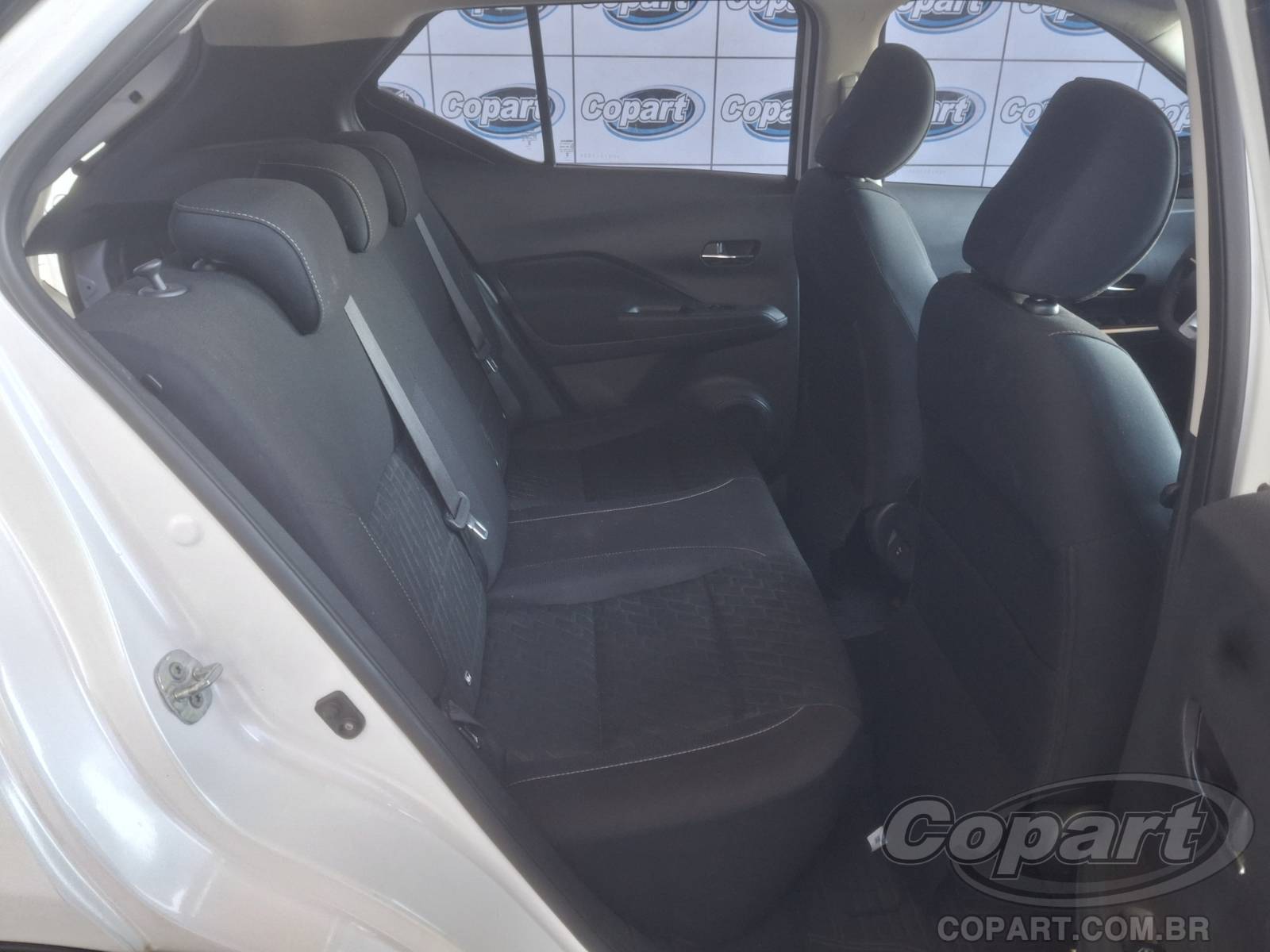 2024 NISSAN KICKS — foto 6 de 10