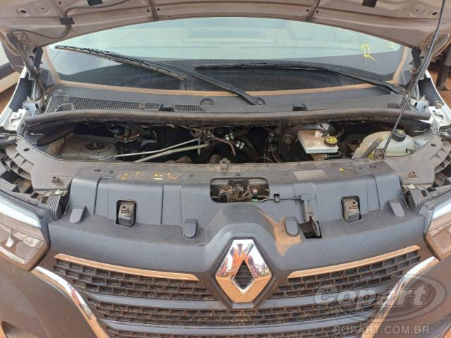 2025 RENAULT MASTER FURGAO 