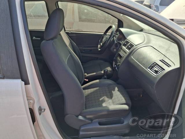 2017 VOLKSWAGEN FOX 