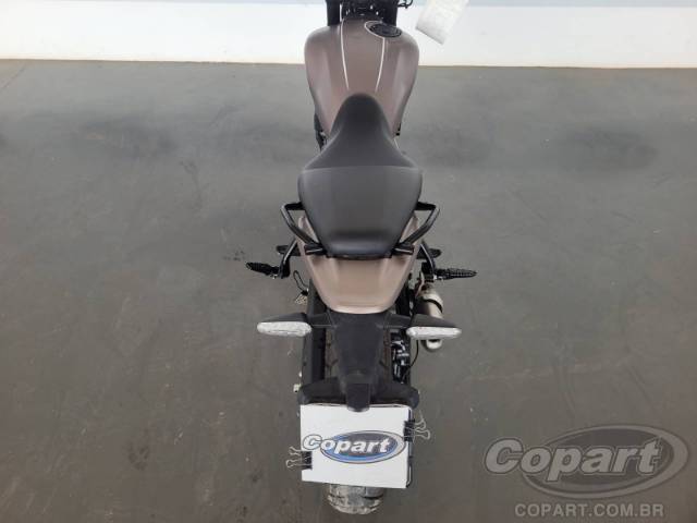 2026 ROYAL ENFIELD Guerrilla 