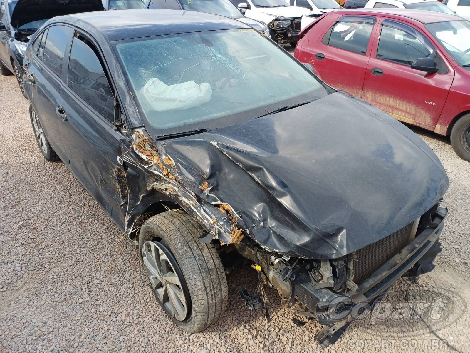 Veículo VW - VolksWagen Virtus VOLKSWAGEN VIRTUS 200 AT 1.0 12V TSI Turbo 2019 em leilão