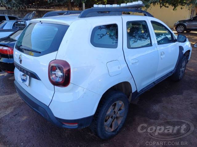 2022 RENAULT DUSTER 