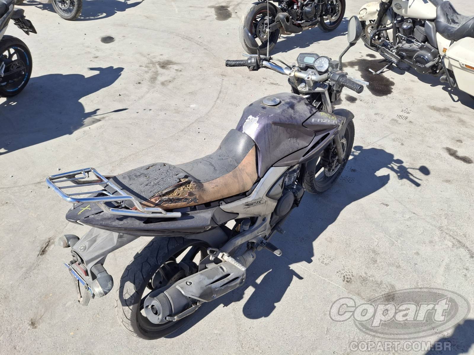 Foto 4: 2013 YAMAHA FAZER
