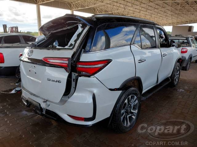2025 TOYOTA SW4 