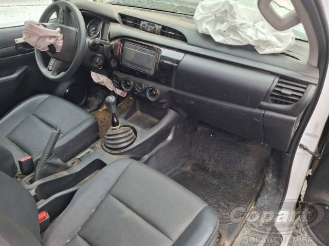 2025 TOYOTA HILUX CS 