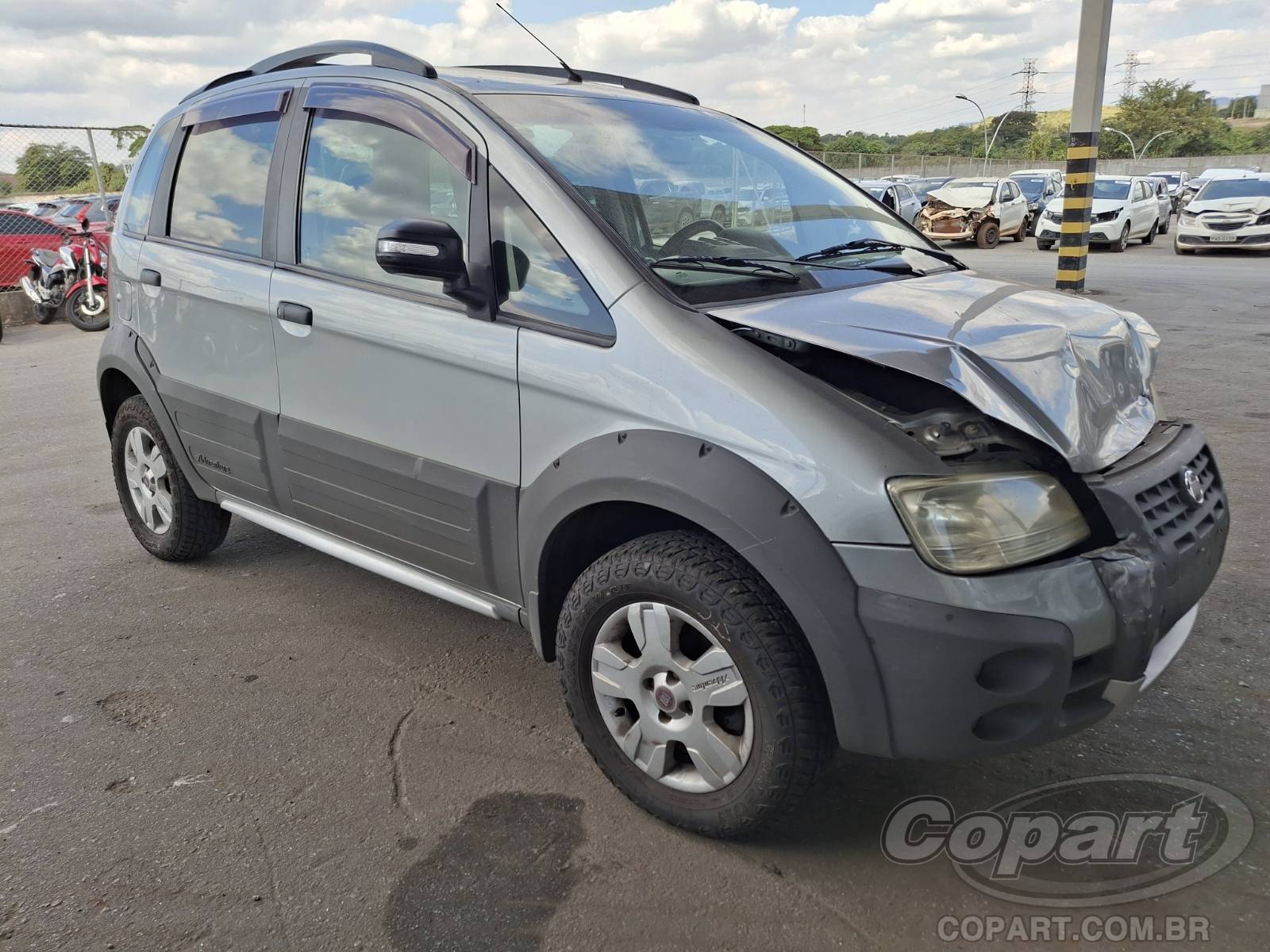 Veículo Fiat Idea FIAT Idea Adventure Locker 1.8 2009 Colisão Média Monta 2009 em leilão