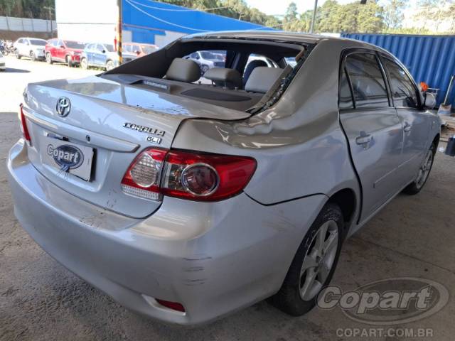 2013 TOYOTA COROLLA 