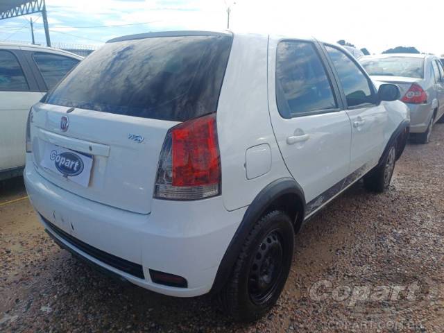 2015 FIAT PALIO 