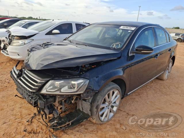 2012 VOLKSWAGEN PASSAT 