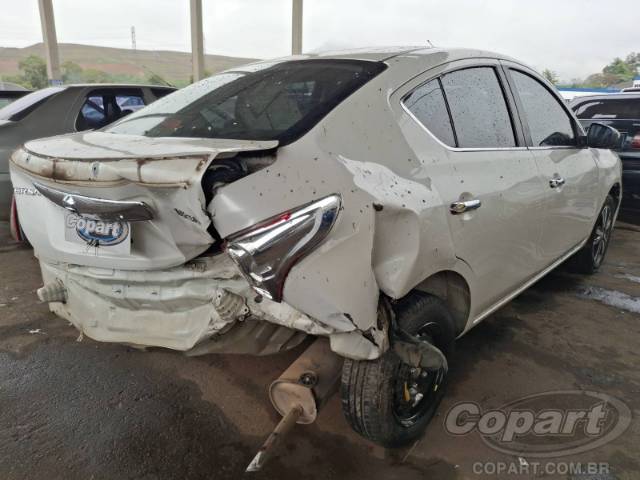 2019 NISSAN VERSA 