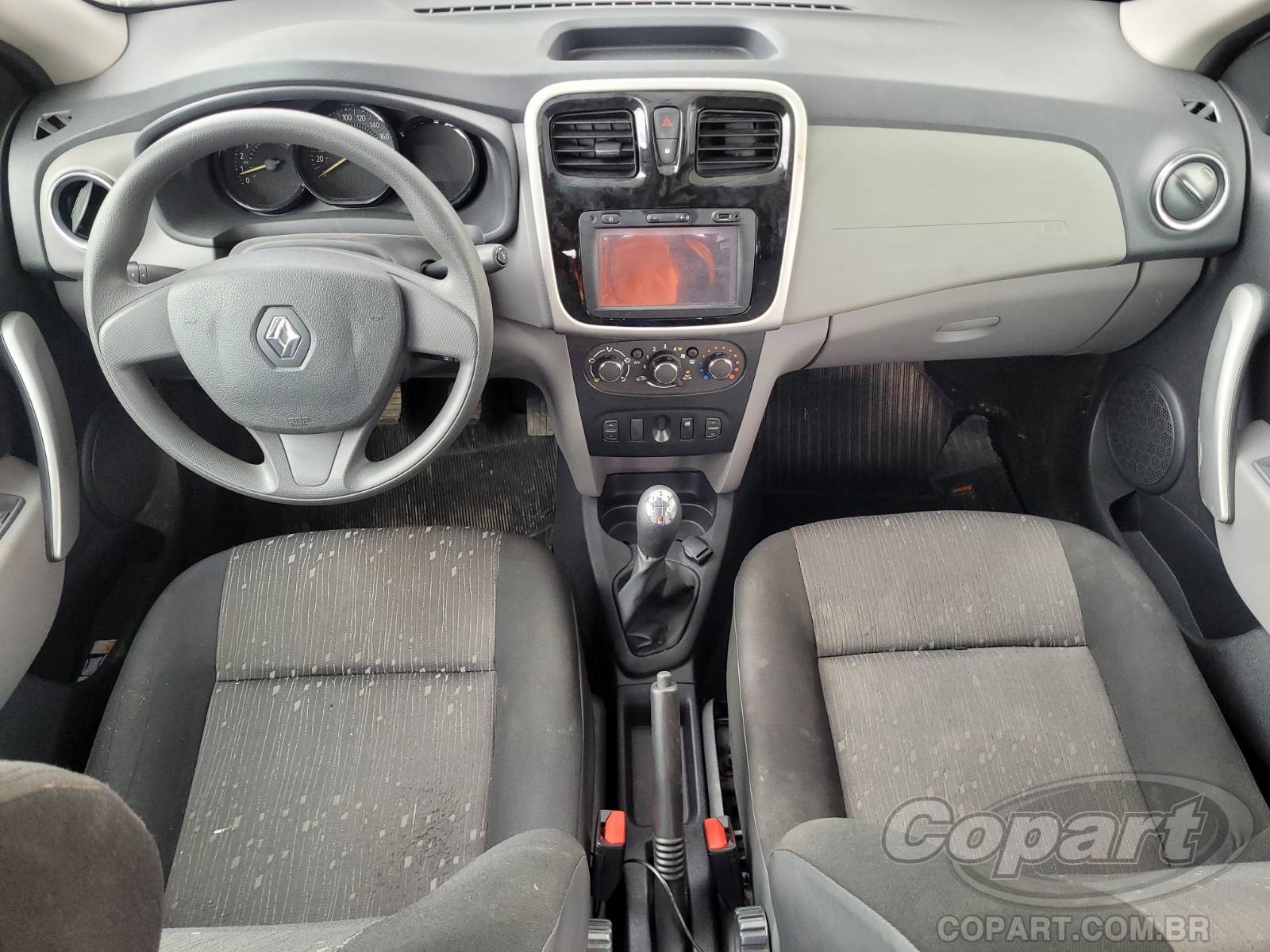 Foto 9 de 10: 2018 RENAULT LOGAN
