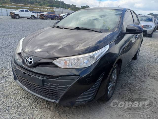 2021 TOYOTA YARIS 
