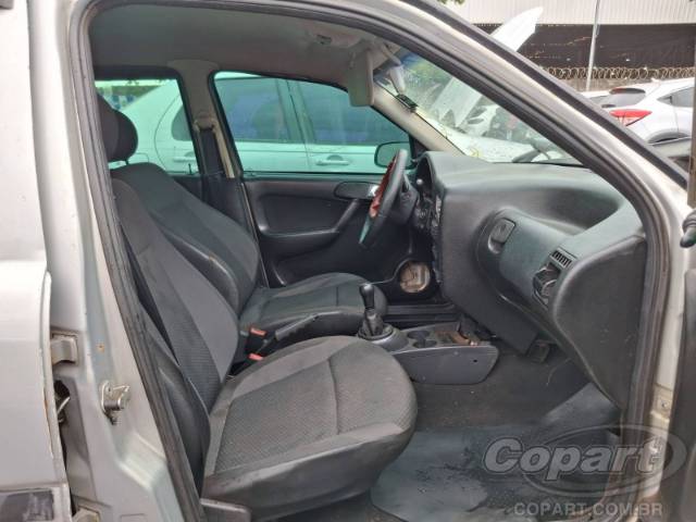 2004 VOLKSWAGEN GOL 