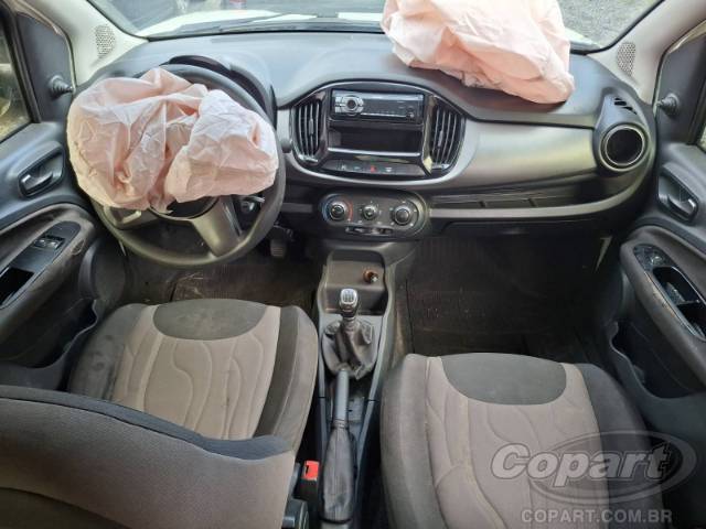 2017 FIAT UNO 