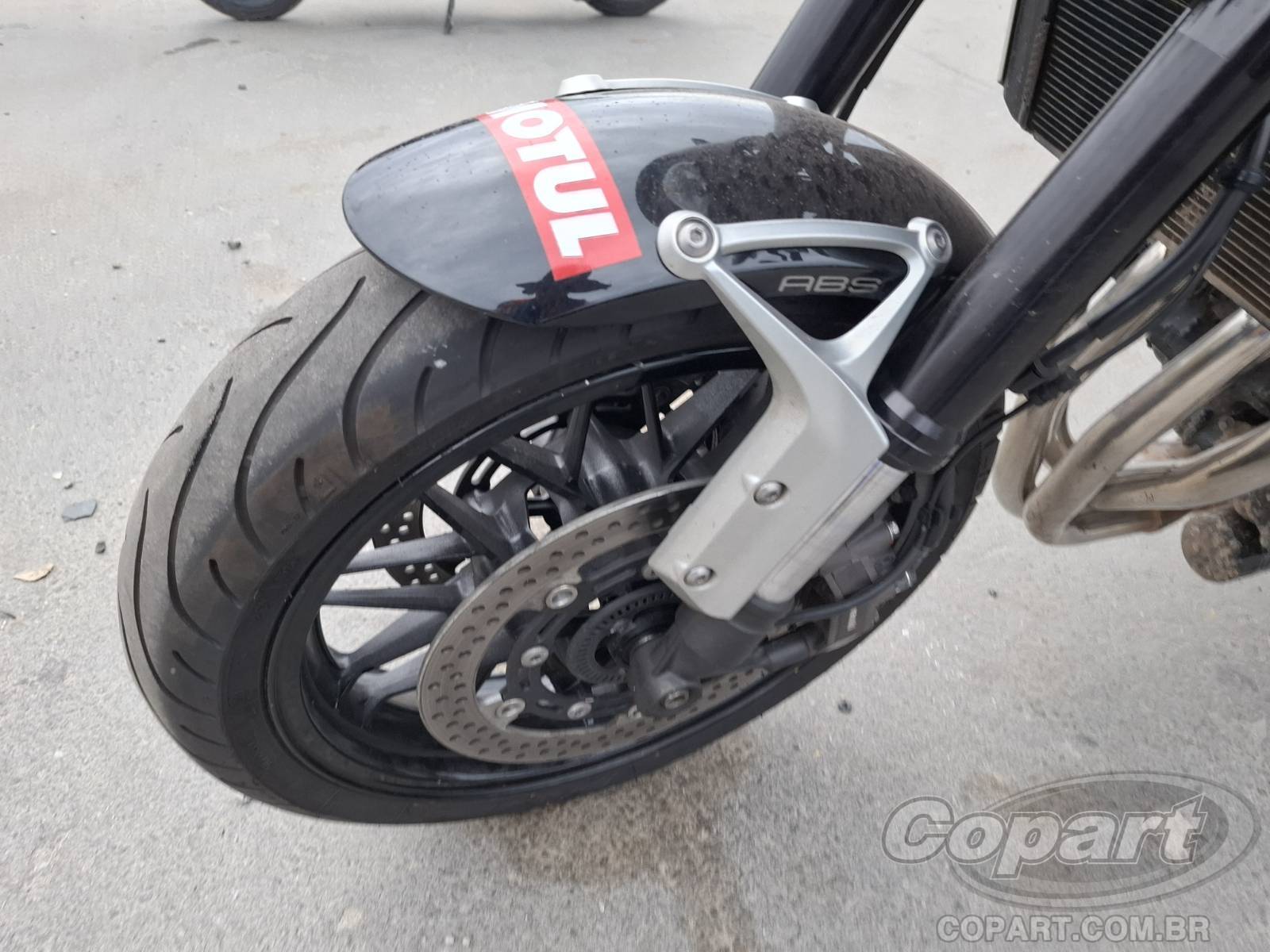 Foto 8 de 10: 2020 KAWASAKI Z900