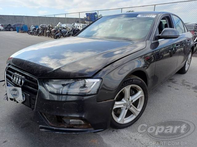 2015 AUDI A4 