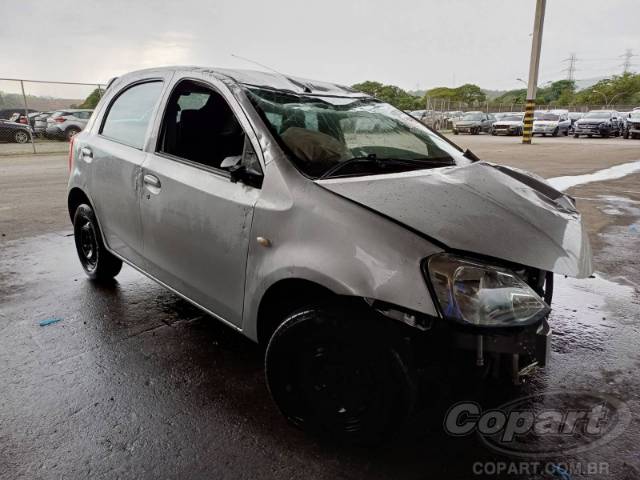 2015 TOYOTA ETIOS 