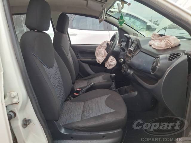 2017 FIAT UNO 