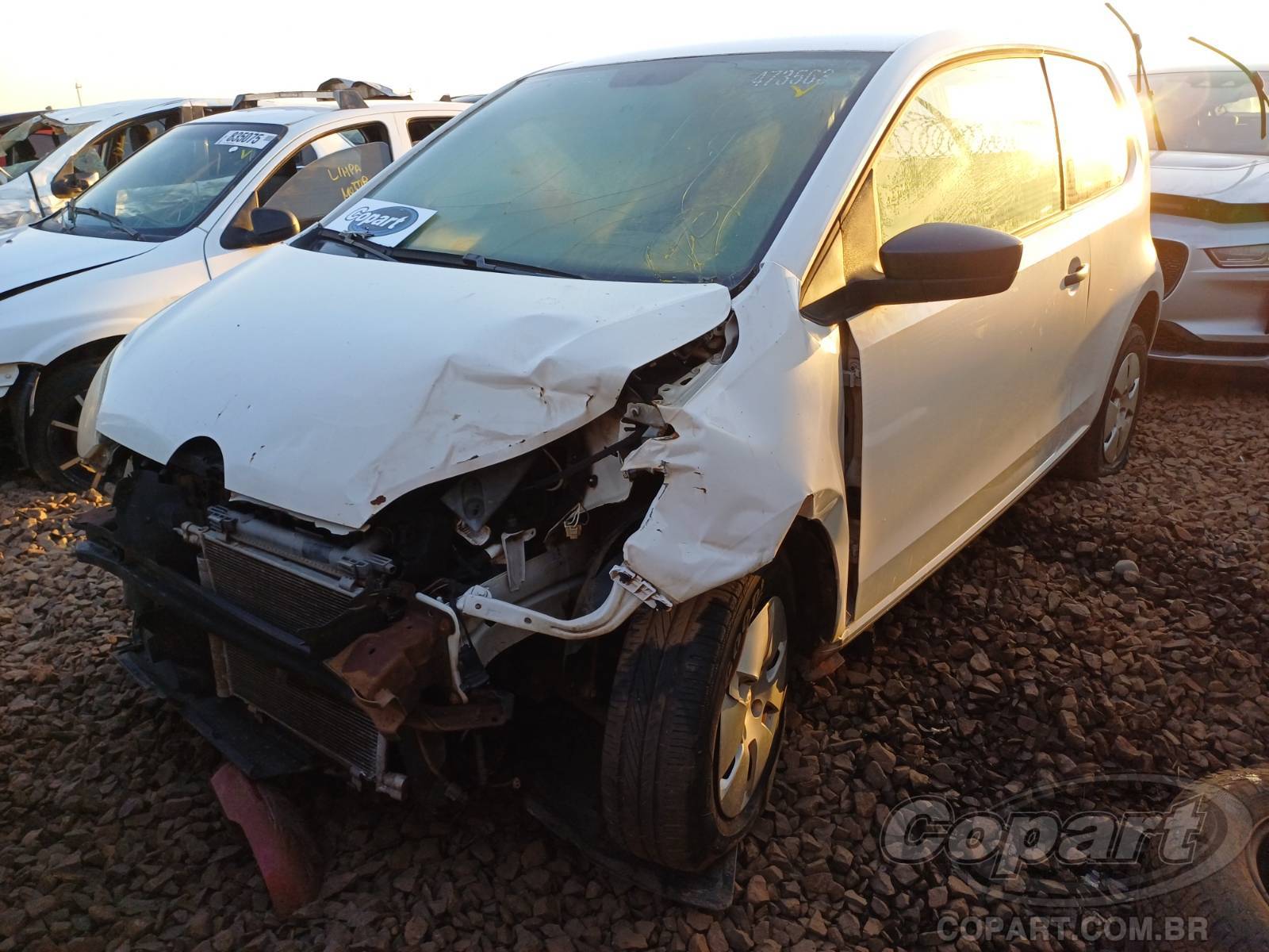 Foto 2: 2016 VOLKSWAGEN UP
