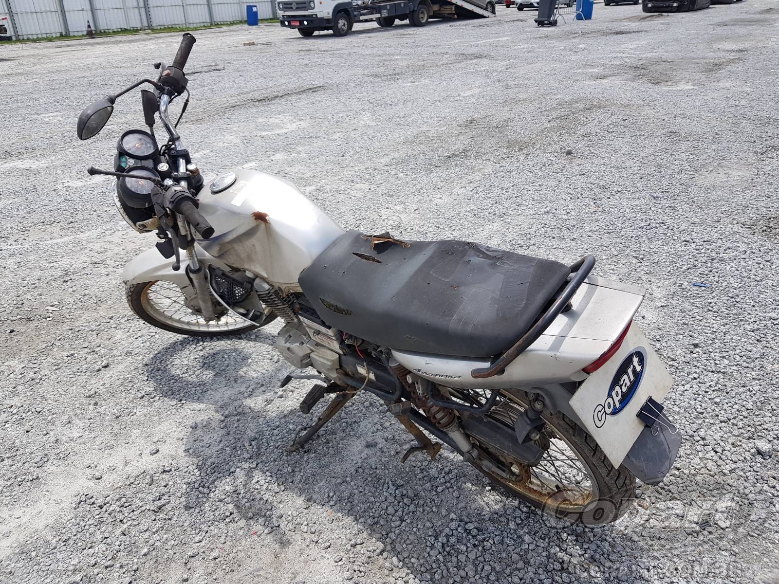 Foto 3: 2006 YAMAHA YBR 125