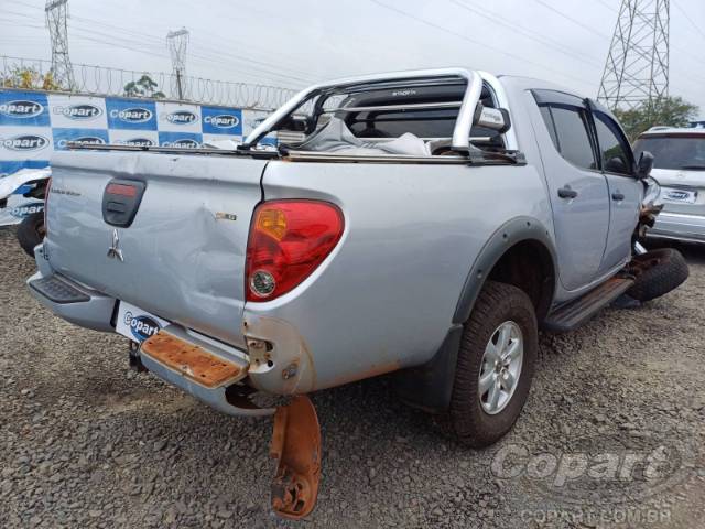 2013 MITSUBISHI L200 TRITON 