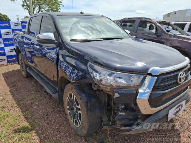 2021 TOYOTA HILUX CD 