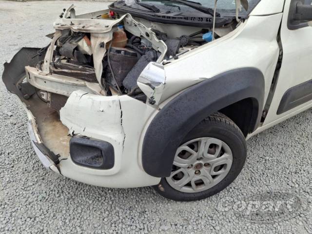 2016 FIAT UNO 