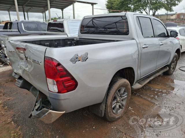 2024 TOYOTA HILUX CD 