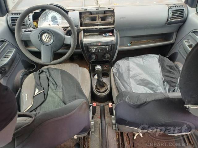 2010 VOLKSWAGEN FOX 