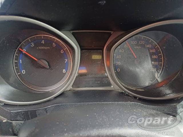 2015 HYUNDAI HB20S 
