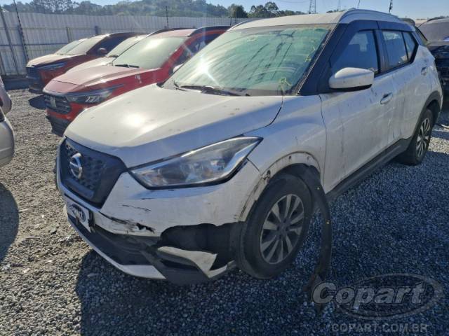 2020 NISSAN KICKS 