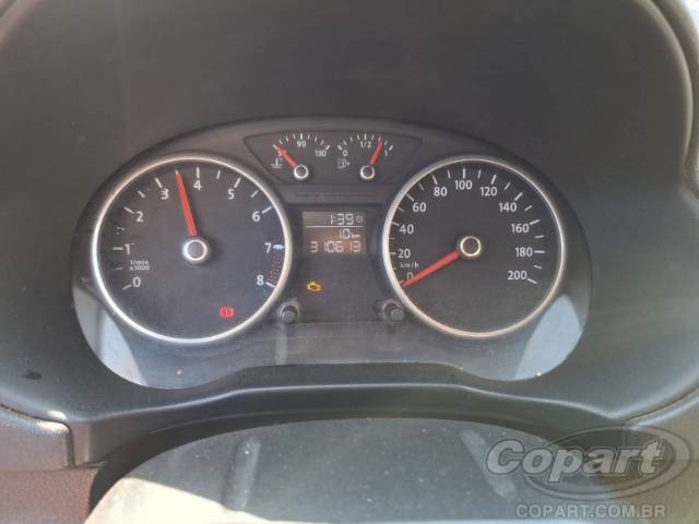 2011 VOLKSWAGEN VOYAGE 