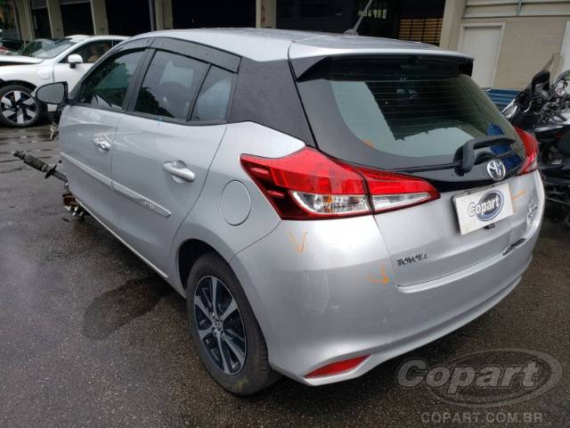 2019 TOYOTA YARIS 