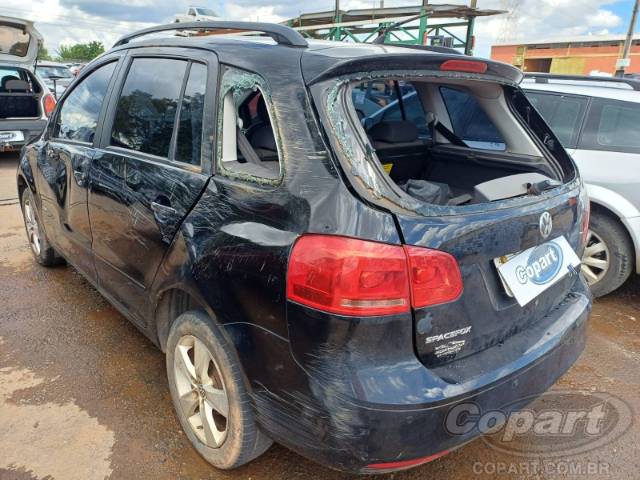2013 VOLKSWAGEN SPACEFOX 