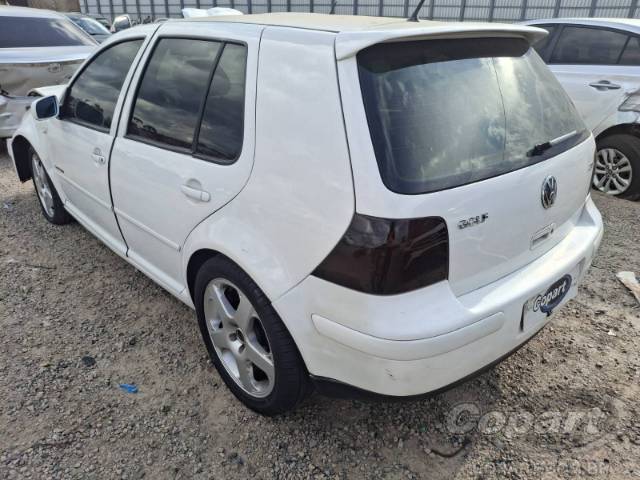 2001 VOLKSWAGEN GOLF 
