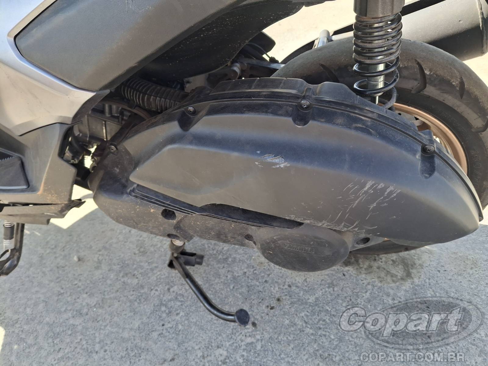 2025 YAMAHA NMAX — foto 5 de 10