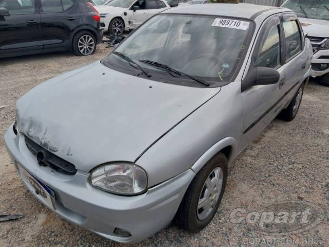 2004 CHEVROLET CORSA SEDAN 