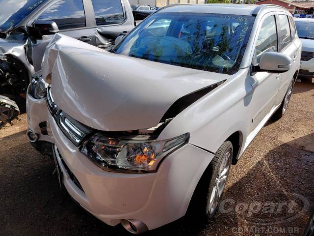 2015 MITSUBISHI OUTLANDER 