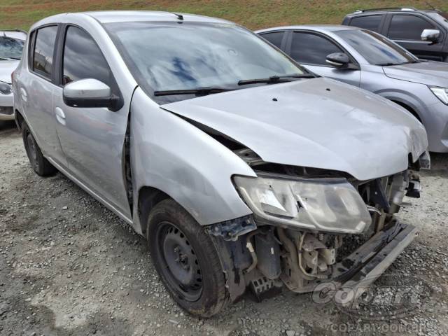 2017 RENAULT SANDERO 