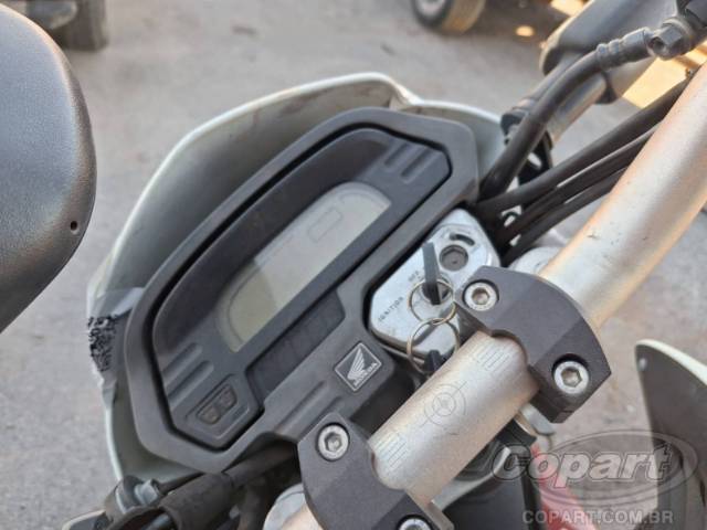 2015 HONDA NX 400I 
