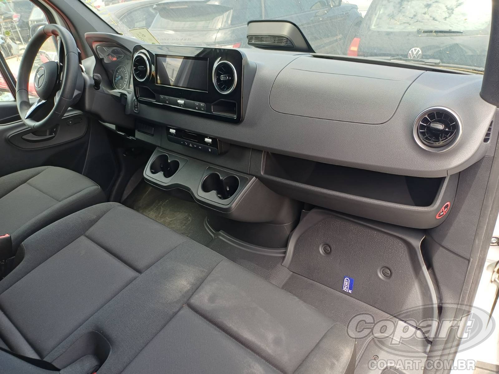 Foto 9 de 10: 2025 MERCEDES BENZ ESPRINTER