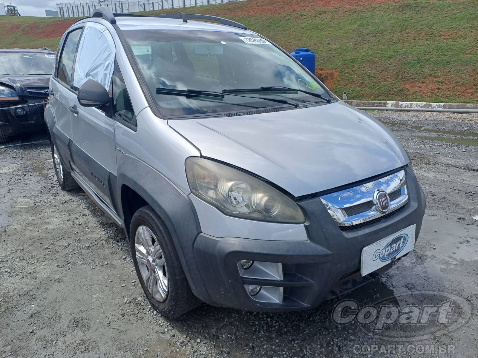 Veículo Fiat Idea FIAT IDEA ADVENTURE DUALOGIC 1.8 16V E.TORQ 2012/2013 2013 em leilão